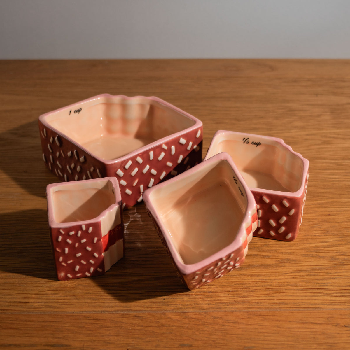 Tucker Lamington Measuring Cups S/4