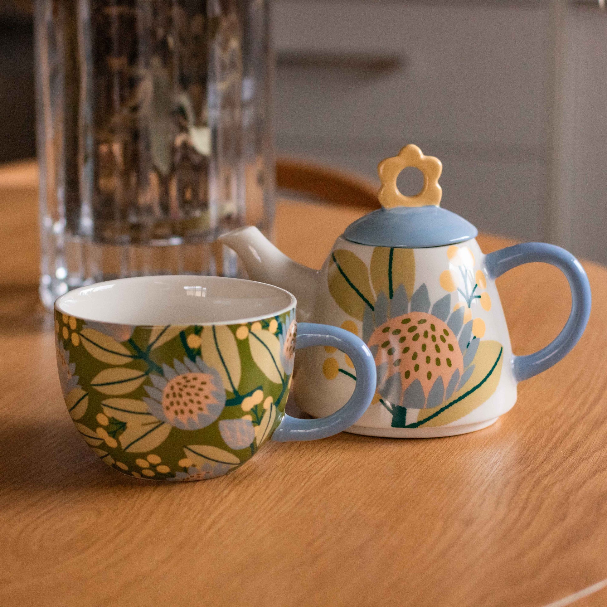 Shop our Kirra ceramic tea for one set with stackable teapot and mug. A playful floral tea set, perfect for gifting or cosy tea moments.