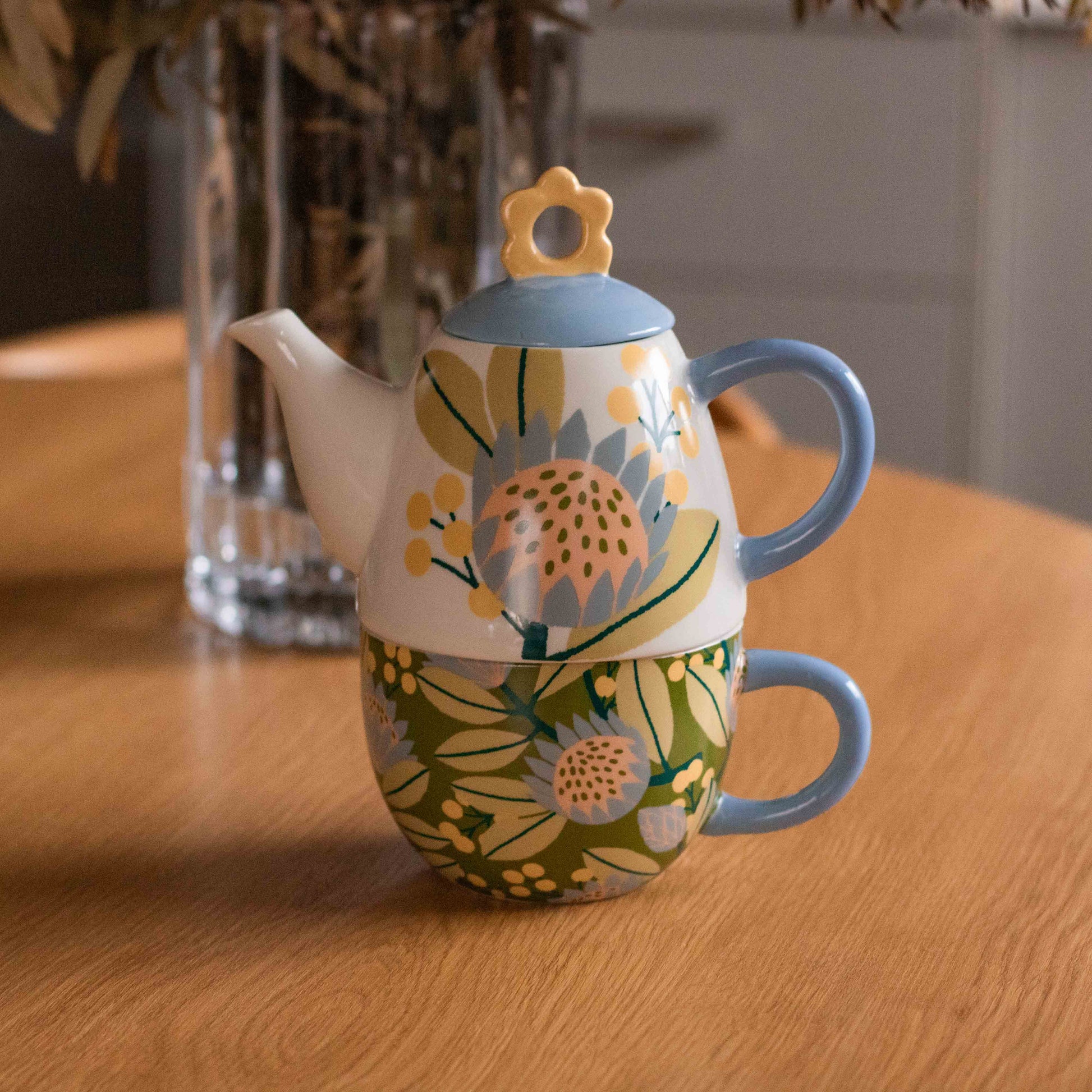 Shop our Kirra ceramic tea for one set with stackable teapot and mug. A playful floral tea set, perfect for gifting or cosy tea moments.