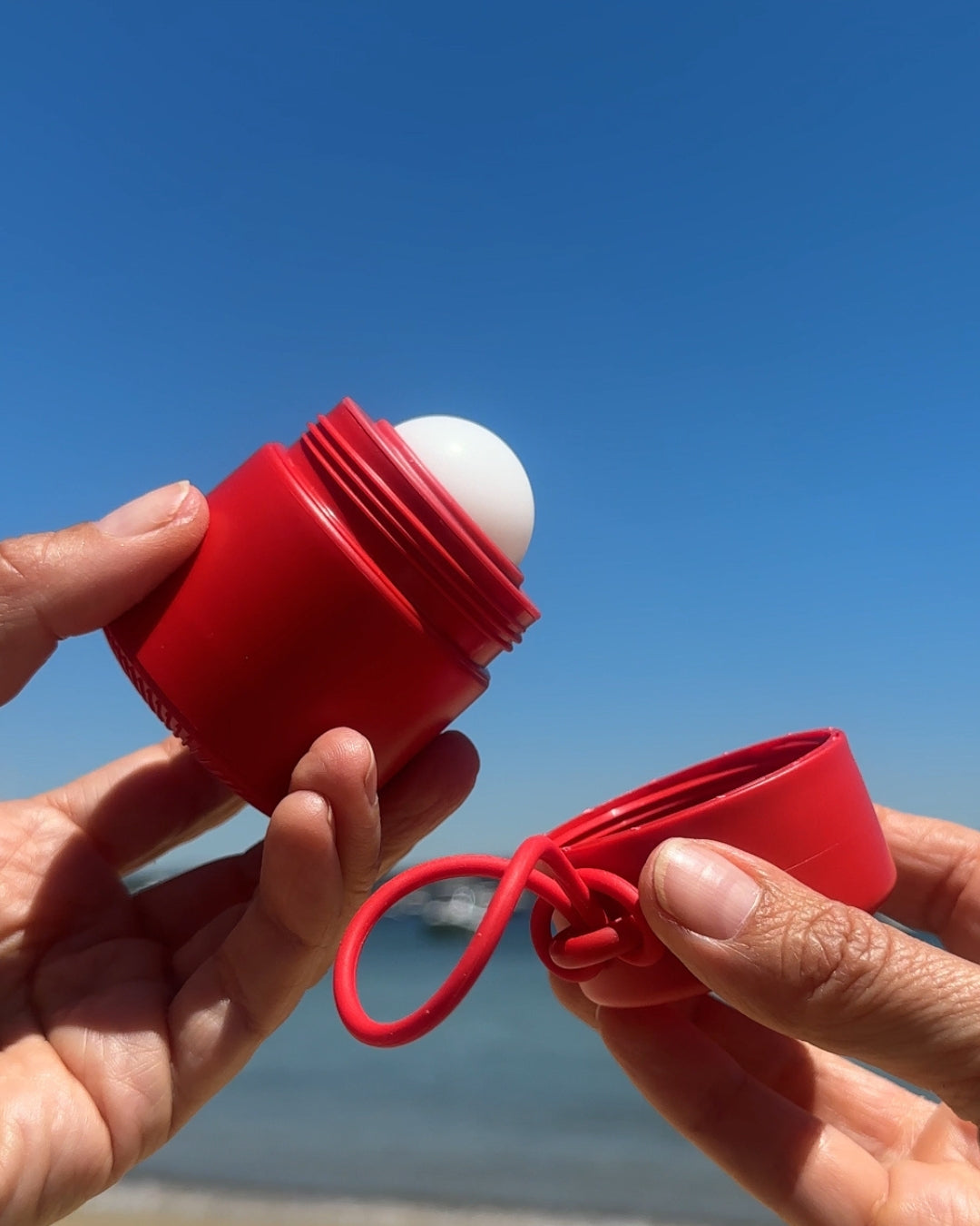 Solmates Refillable Roll-On Applicator 50ml - Waratah Red