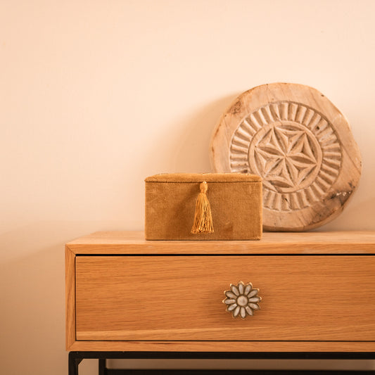 Brass/Mother of Pearl Daisy Knob