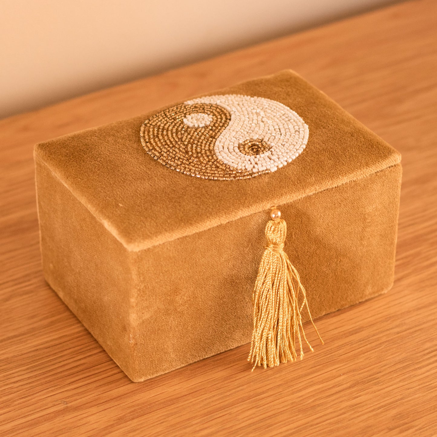 Velvet Yin Yang Jewellery Box